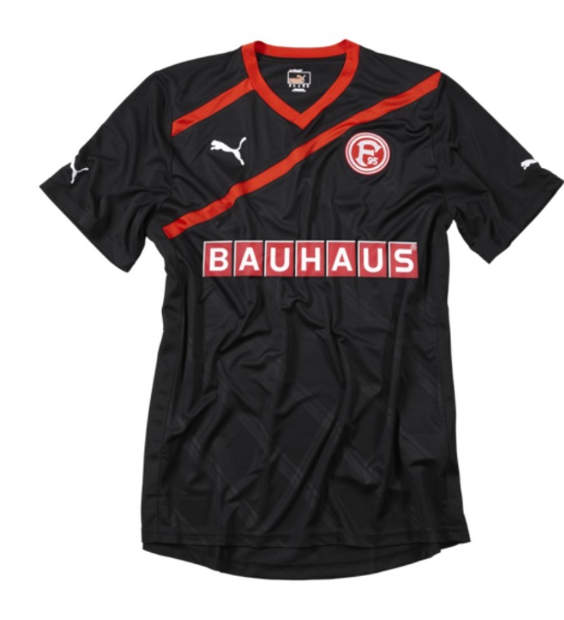 Fortuna Düsseldorf 2011-12 Away Kit