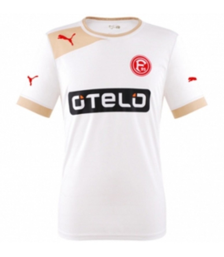 Fortuna Düsseldorf 2013-14 Away Kit
