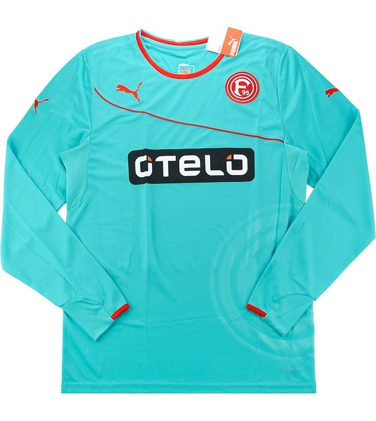 Fortuna Düsseldorf 2013-14 Third Kit