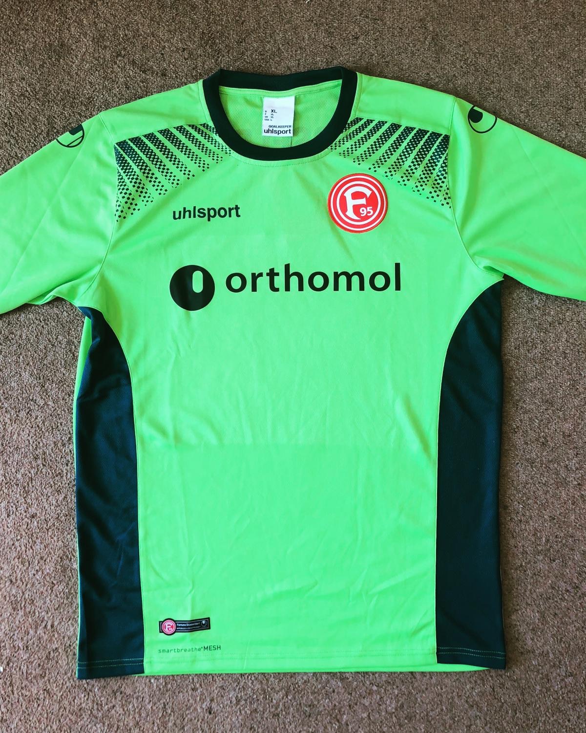Fortuna Düsseldorf 2017-18 GK 1 Kit