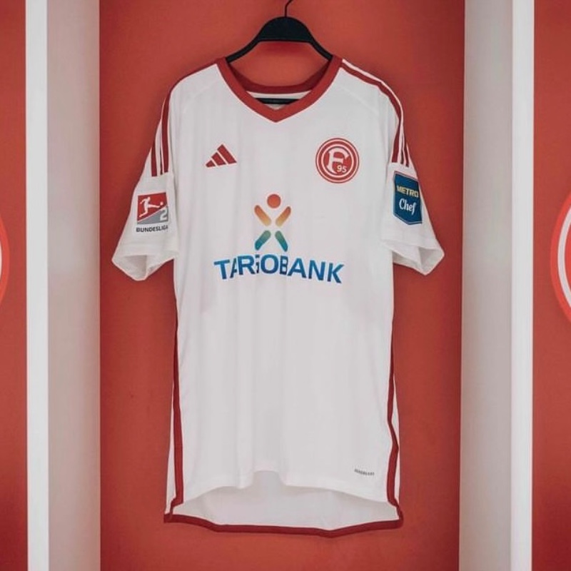 Fortuna Düsseldorf 2023-24 Away V2 Kit