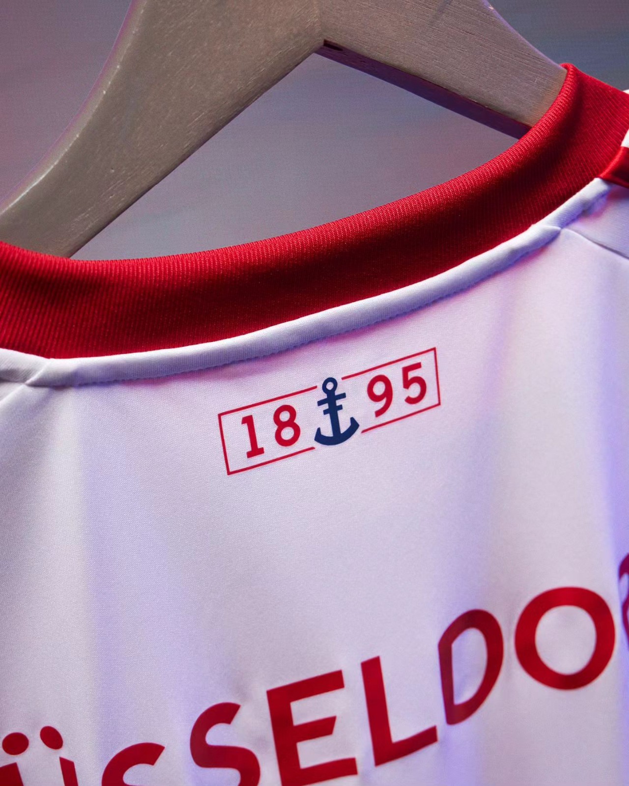 Fortuna Düsseldorf 2024-25 Away Kit