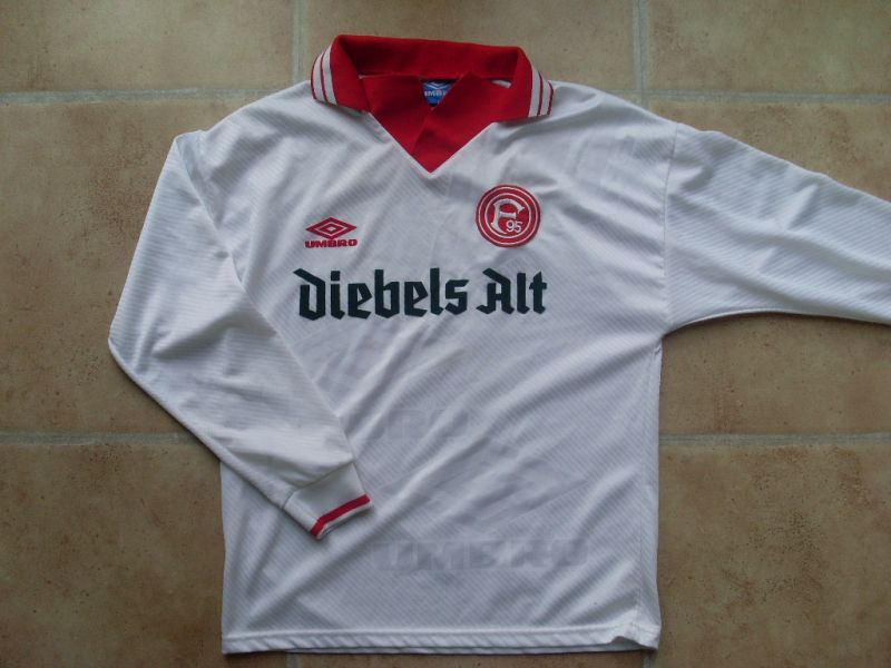 Fortuna Düsseldorf 1993-94 Home Kit