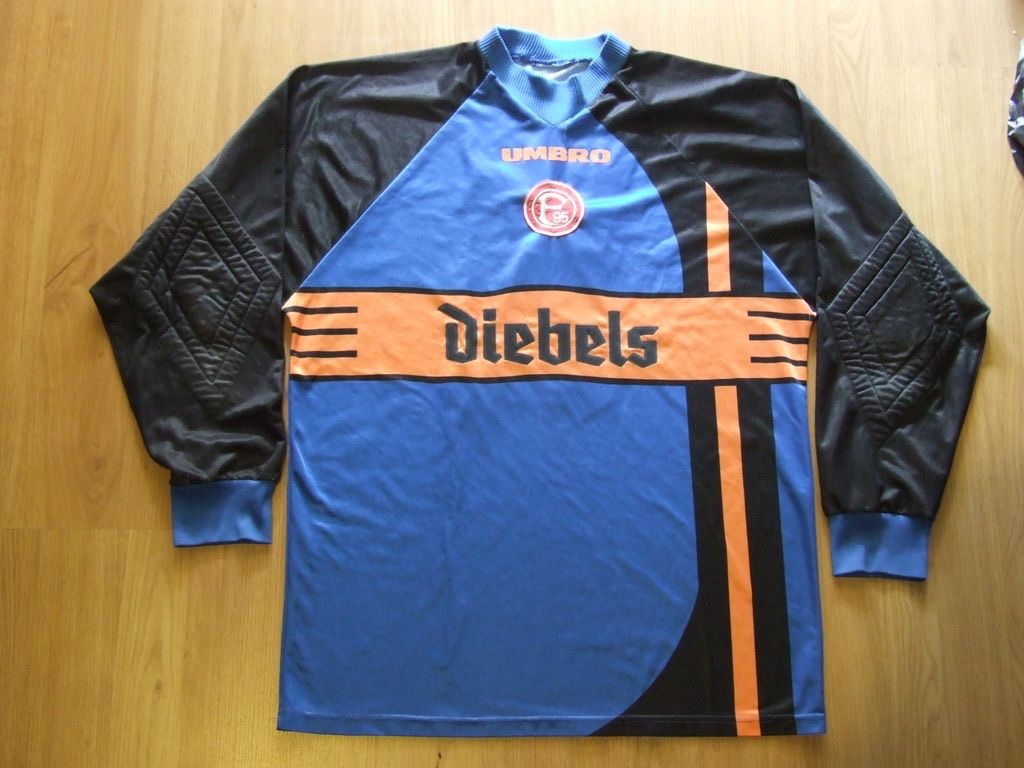 Fortuna Düsseldorf 1997-98 GK 2 Kit