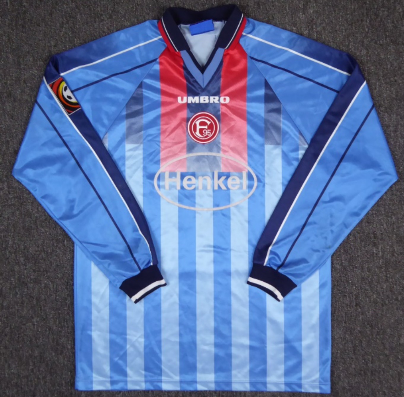 Fortuna Düsseldorf 1998-99 Away Kit