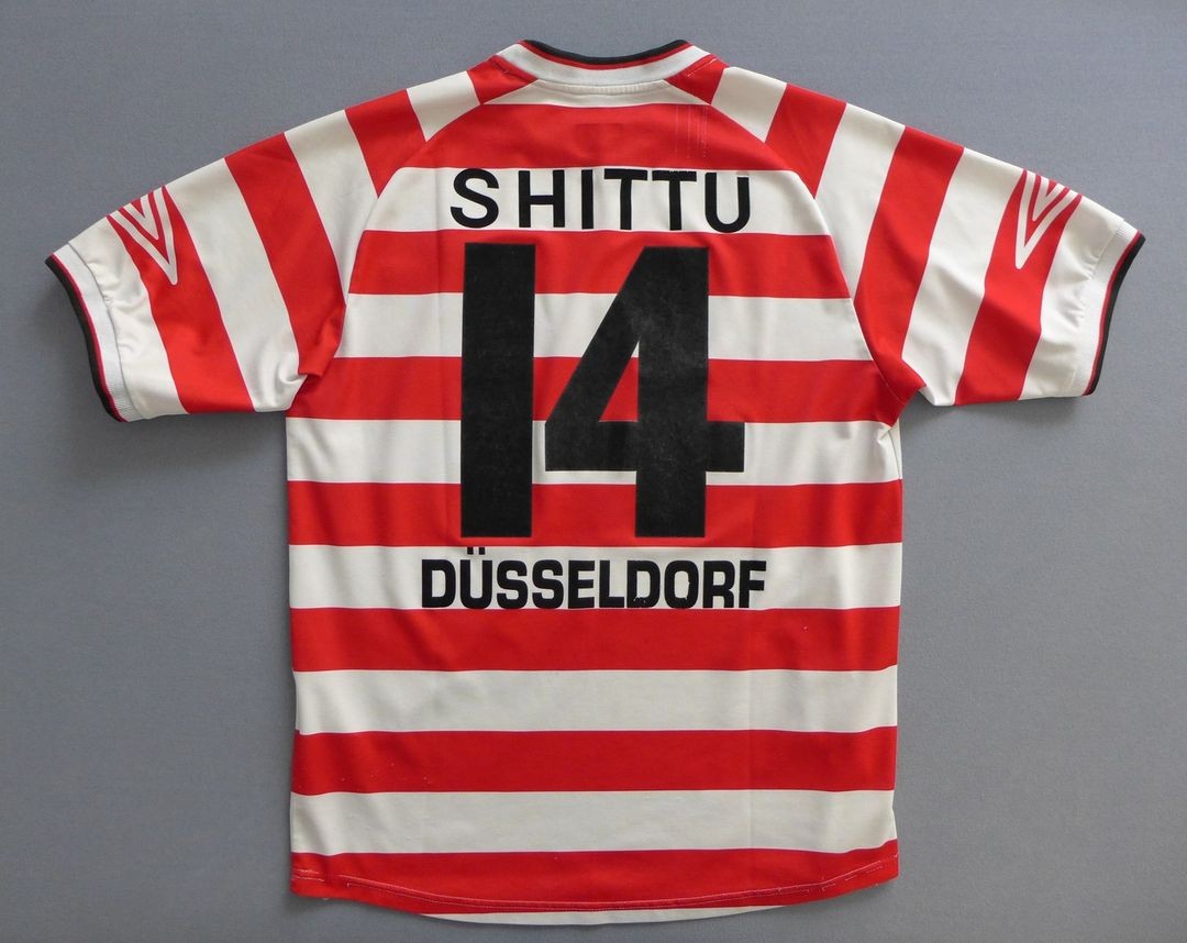 Fortuna Düsseldorf 2001-02 Home 2 Kit