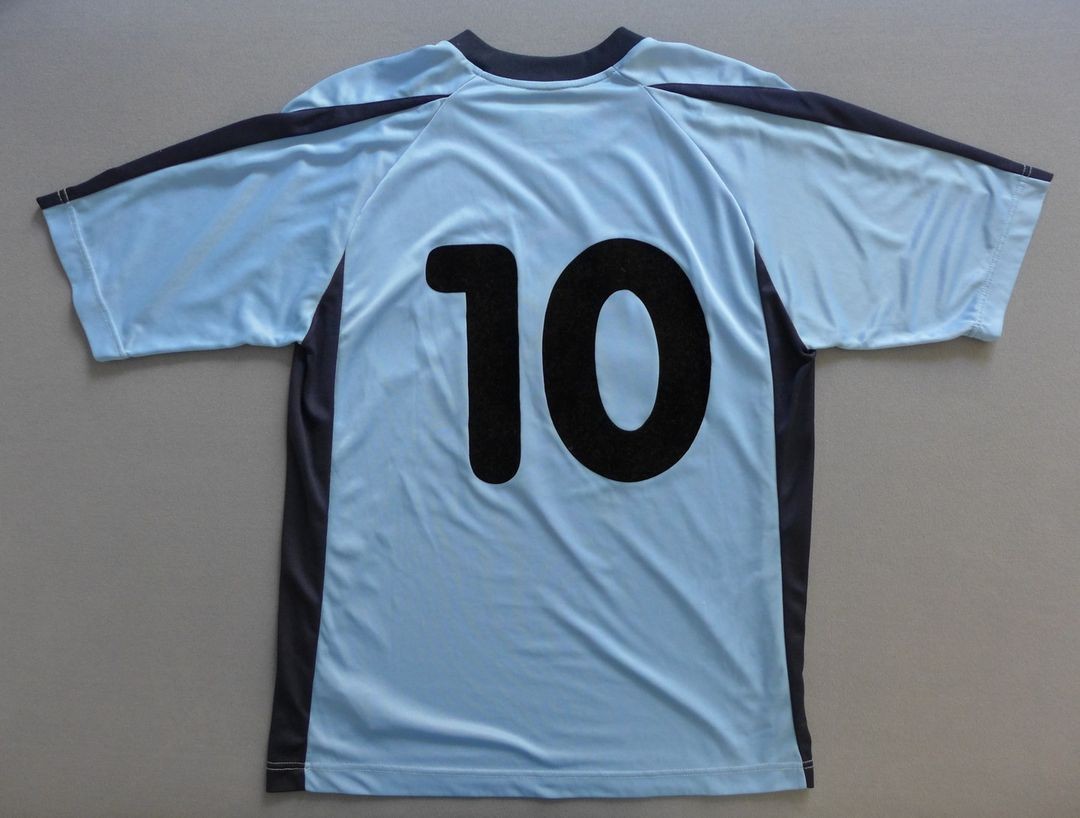 Fortuna Düsseldorf 2003-04 Third Kit