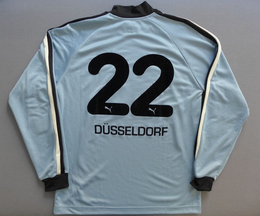 Fortuna Düsseldorf 2003-04 GK 1 Kit