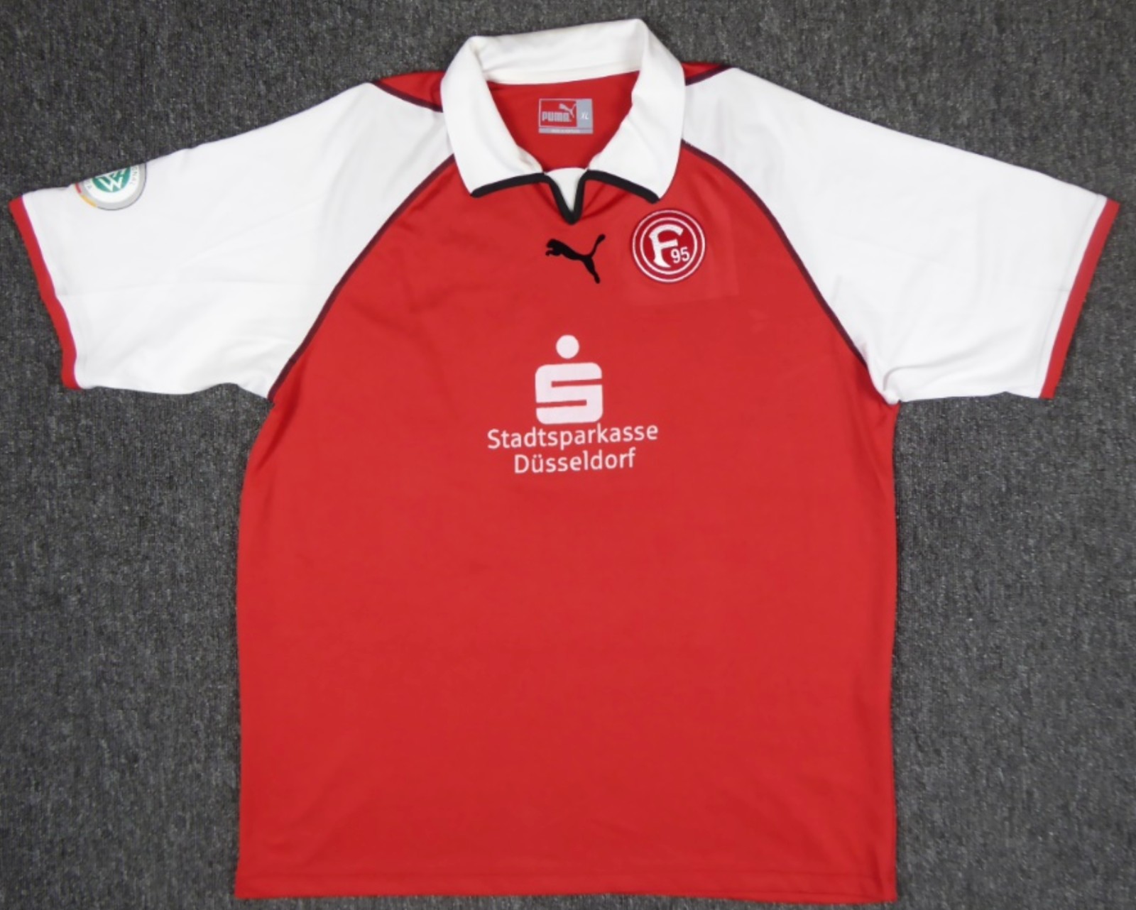 Fortuna Düsseldorf 2004-05 Home Kit