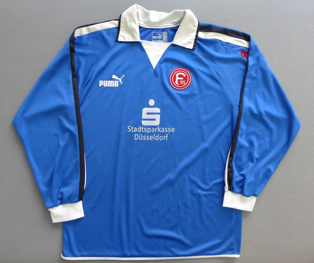 Fortuna Düsseldorf 2005-06 Third Kit