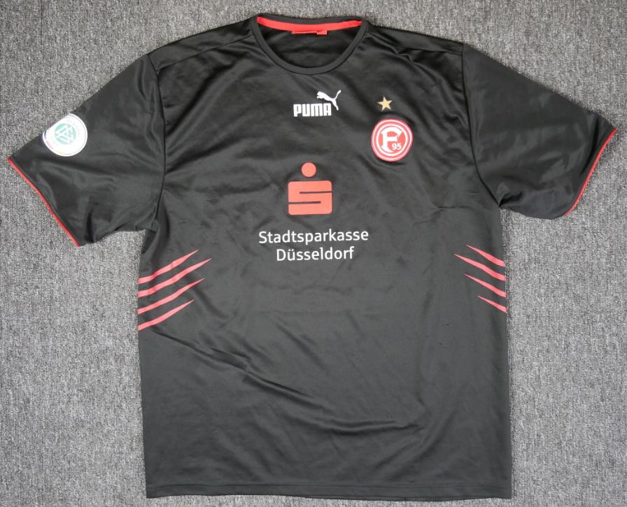 Fortuna Düsseldorf 2006-07 Away Kit