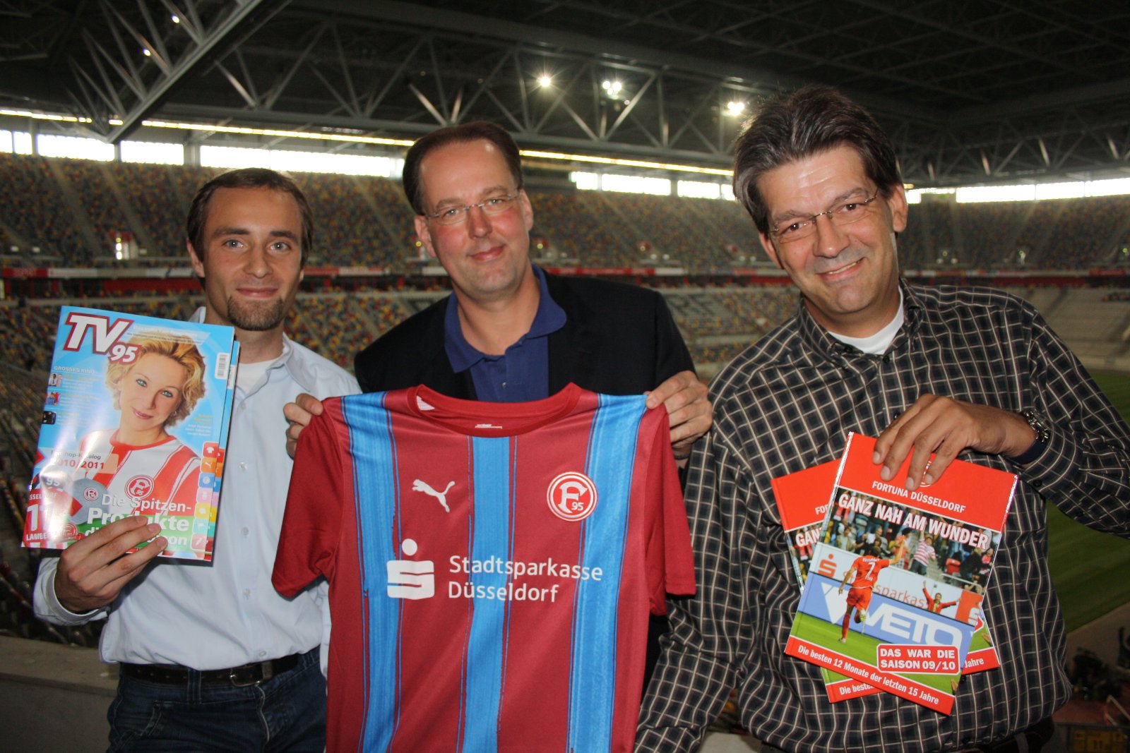 Fortuna Düsseldorf 2010-11 Away Kit