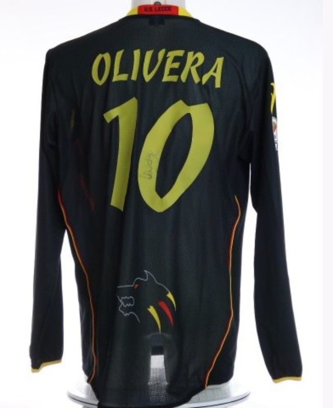 US Lecce 2010-11 Third Kit