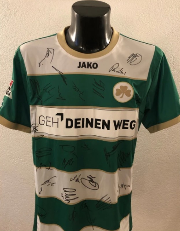 Greuther Fürth 2012-13 Home V2 Kit