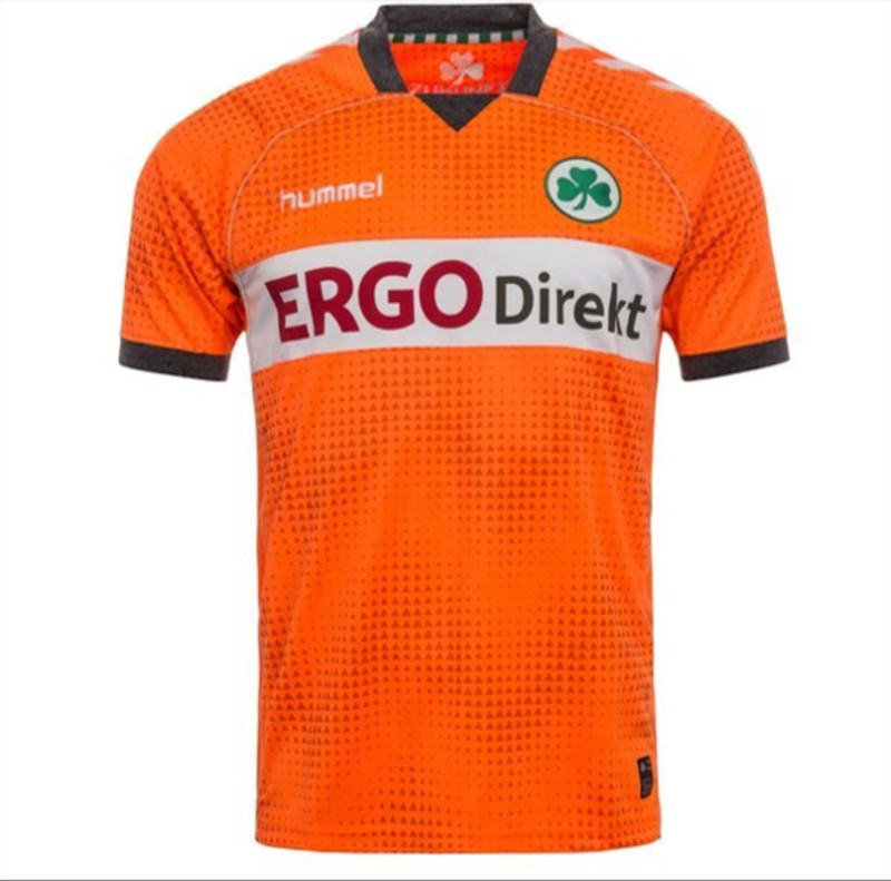 Greuther Fürth 2013-14 Third Kit