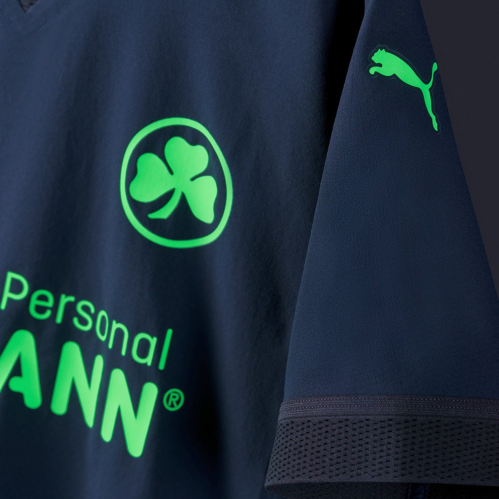 Greuther Fürth 2022-23 Third Kit