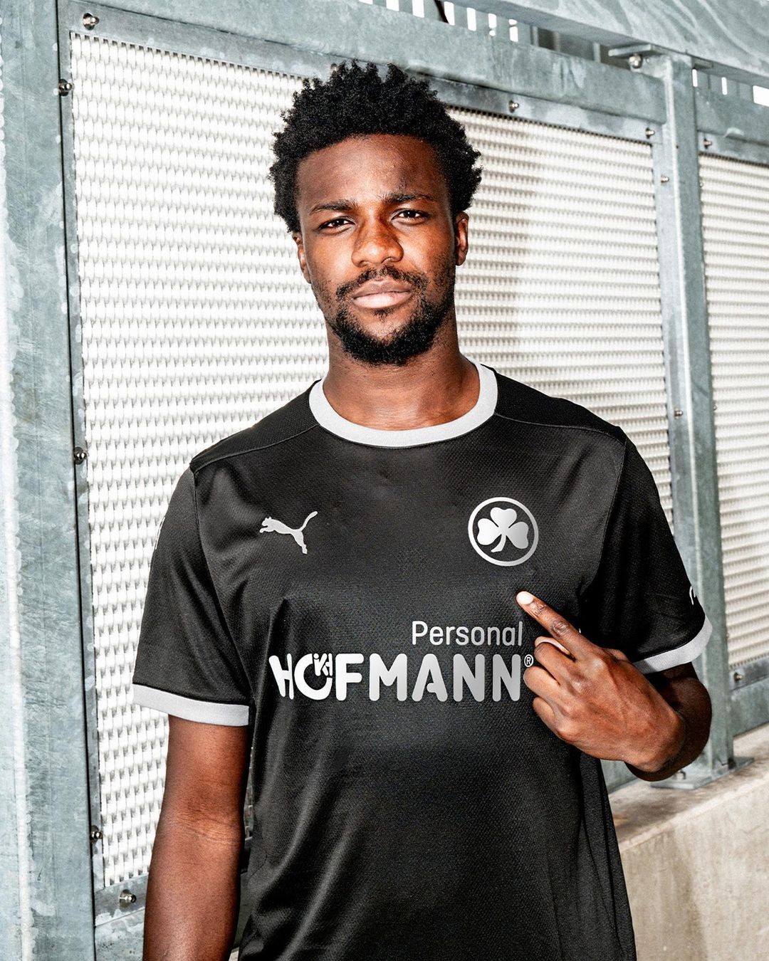 Greuther Fürth 2023-24 Third Kit