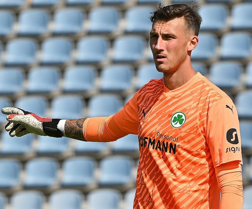 Greuther Fürth 2023-24 GK 2 Kit