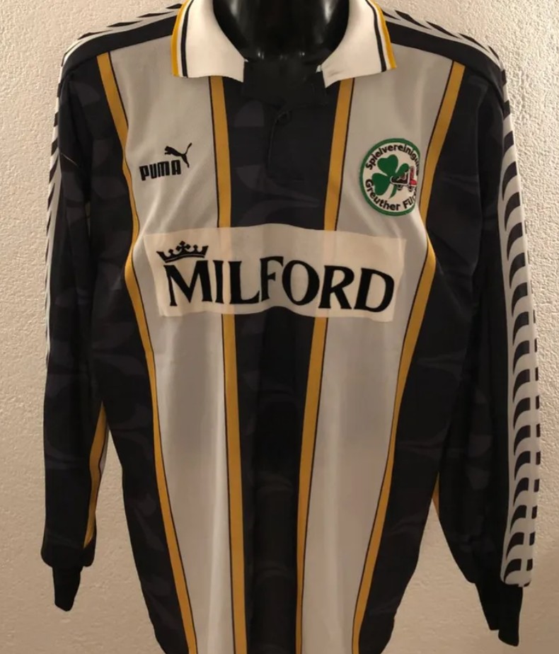 Greuther Fürth 1996-97 Away Kit
