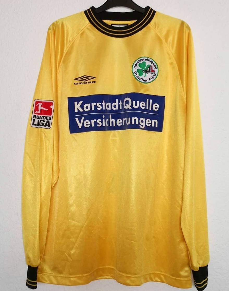 Greuther Fürth 2003-04 Third Kit