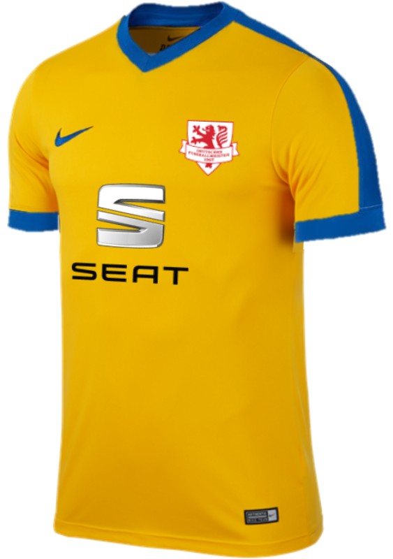 Eintracht Braunschweig 2016-17 Home Kit