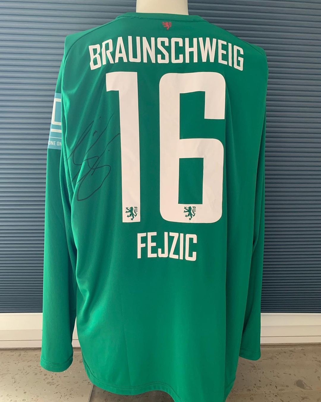 Eintracht Braunschweig 2019-20 GK 1 Kit