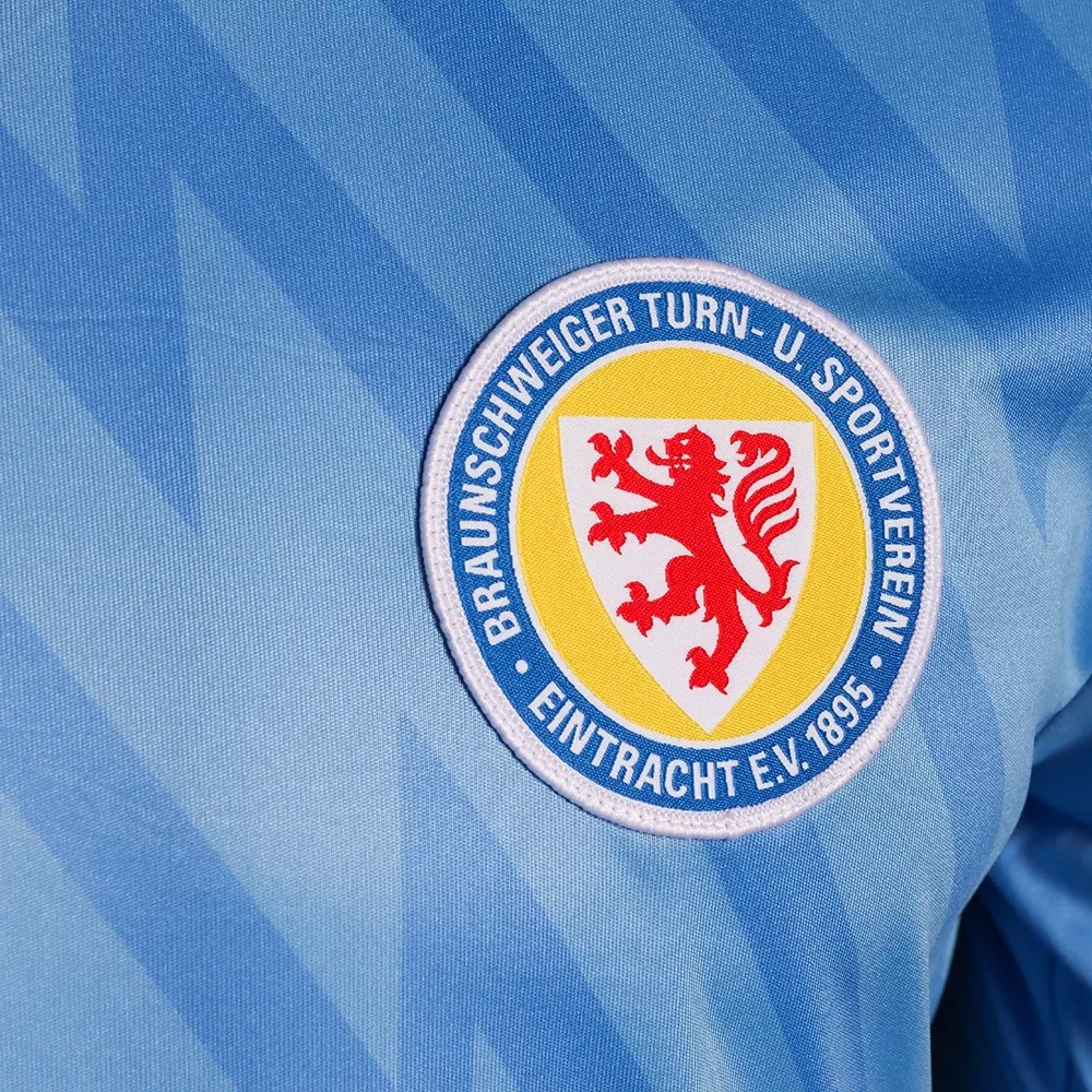 Eintracht Braunschweig 2024-25 GK 1 Kit