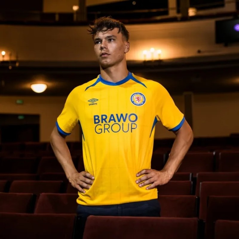 Eintracht Braunschweig 2025-26 Home Kit