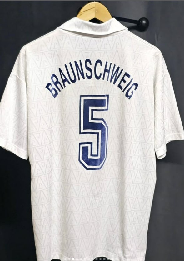 Eintracht Braunschweig 1992-93 Away Kit