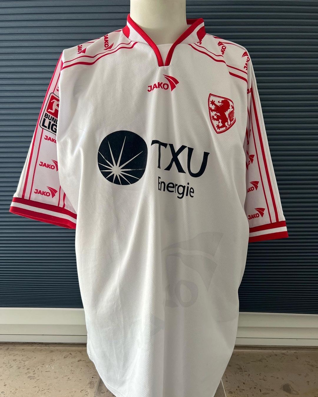 Eintracht Braunschweig 2002-03 Away Kit