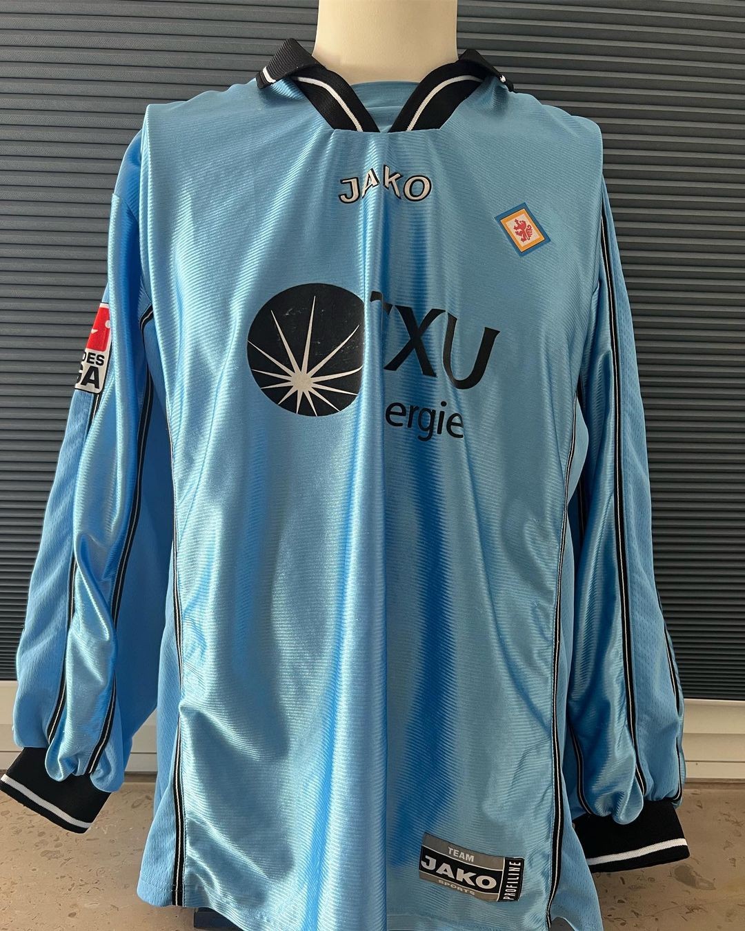 Eintracht Braunschweig 2002-03 GK 1 Kit