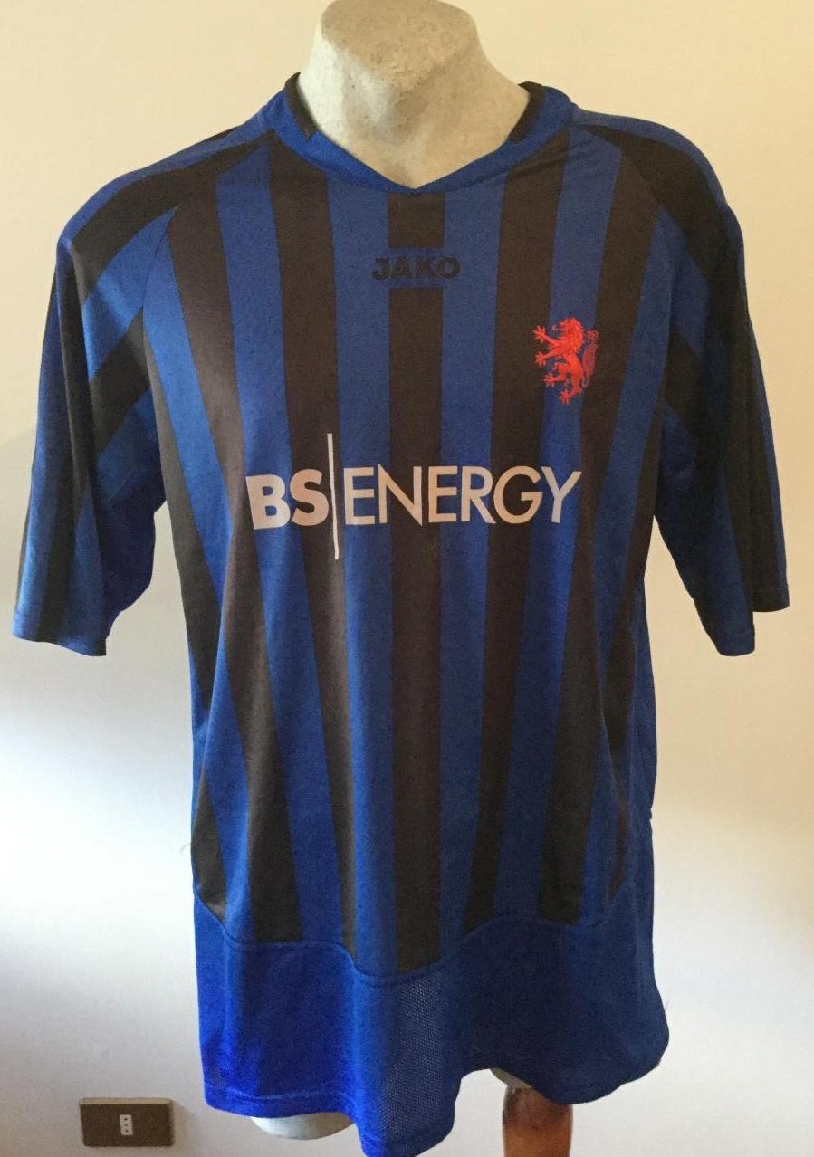 Eintracht Braunschweig 2005-06 Third Kit