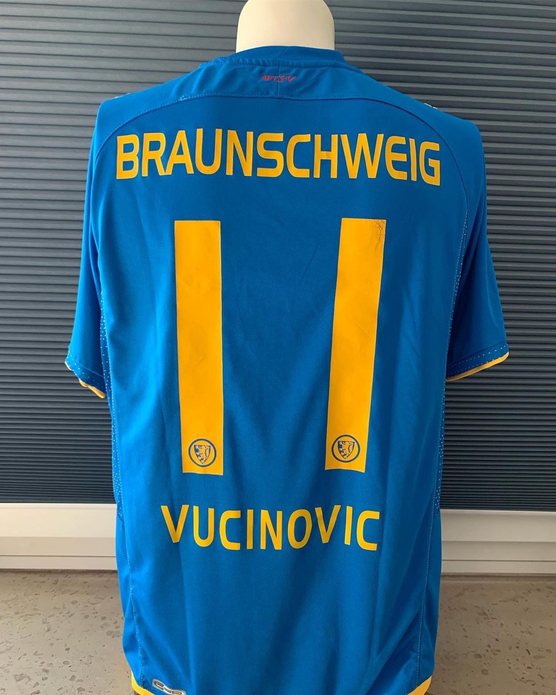 Eintracht Braunschweig 2009-10 Away Kit