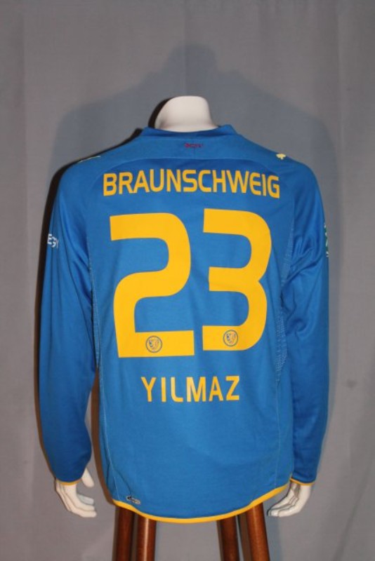 Eintracht Braunschweig 2009-10 Away Kit