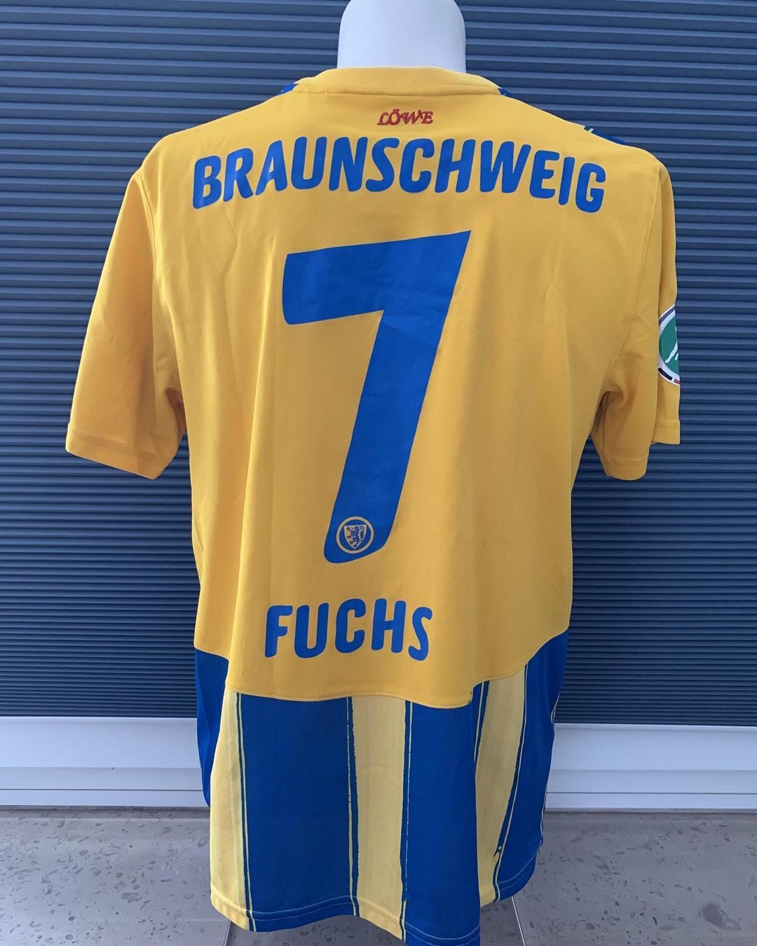 Eintracht Braunschweig 2010-11 Home Kit
