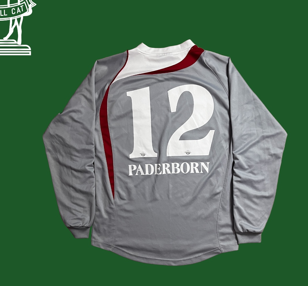 SC Paderborn 2012-13 GK 1 Kit