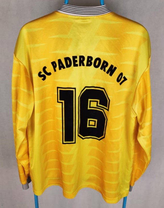 SC Paderborn 1998-99 Away Kit