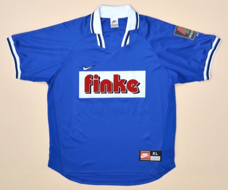 SC Paderborn 1999-00 Home Kit