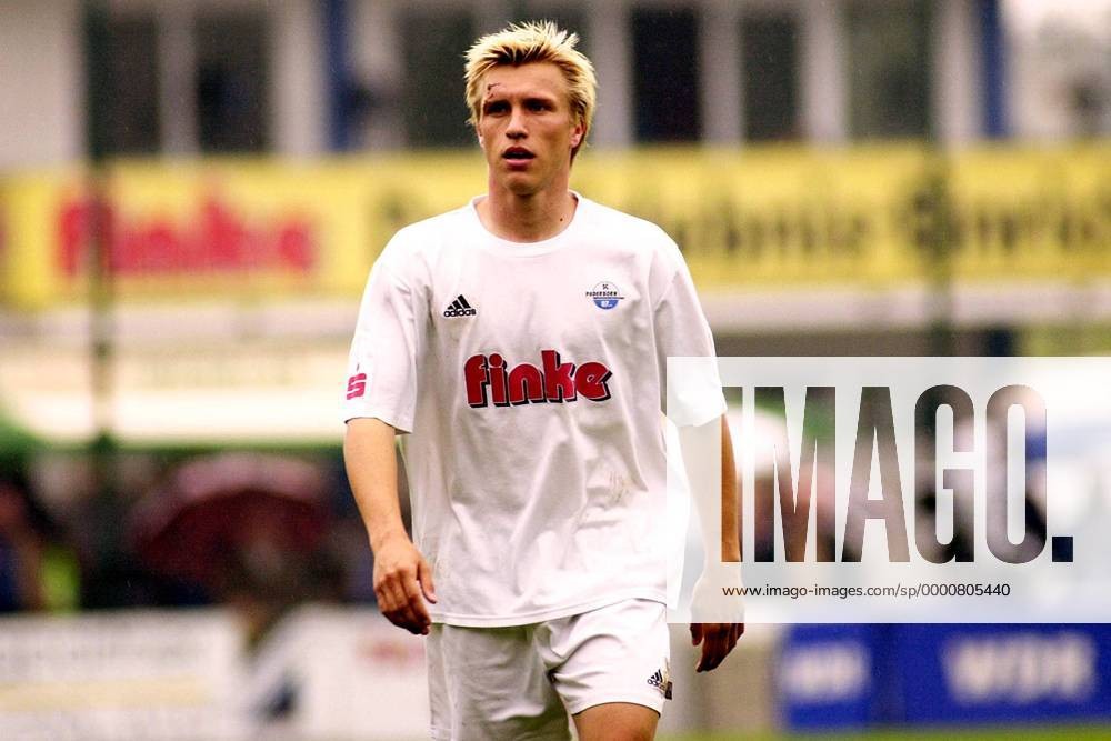 SC Paderborn 2002-03 Away Kit