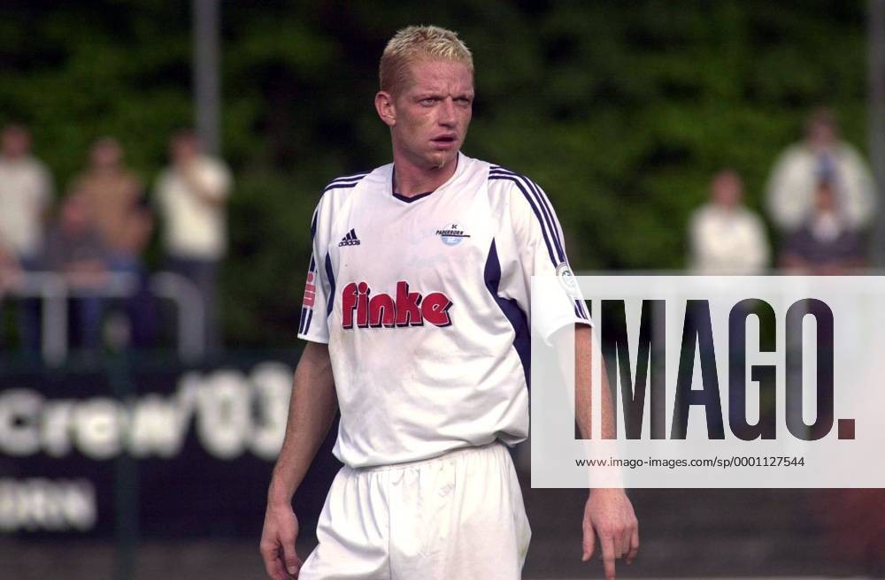 SC Paderborn 2003-04 Away Kit