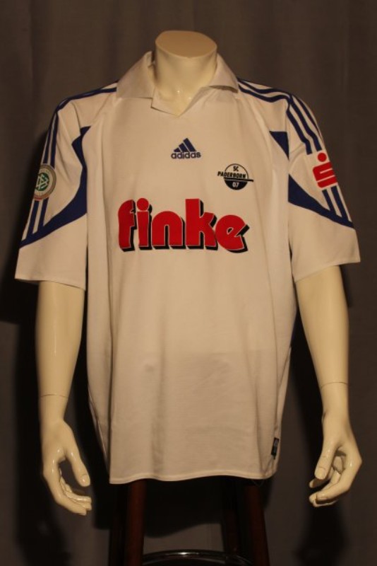 SC Paderborn 2004-05 Away Kit