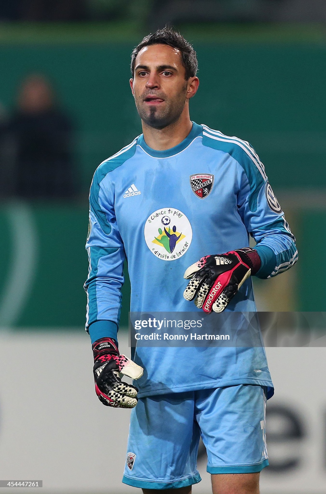 FC Ingolstadt 2013-14 GK 2 Kit