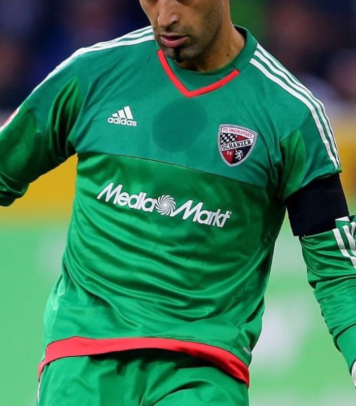 FC Ingolstadt 2015-16 GK 3 Kit