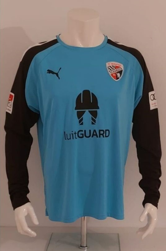 FC Ingolstadt 2021-22 GK 2 Kit