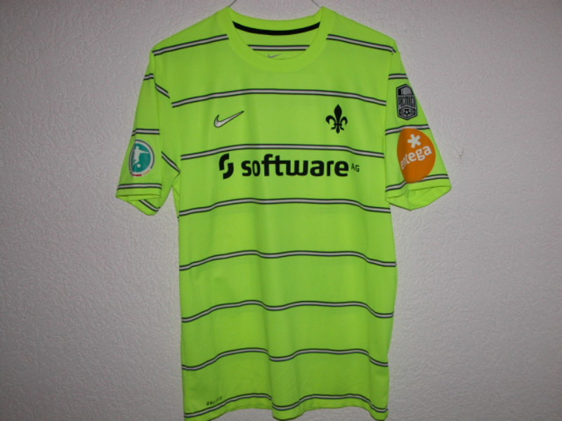 SV Darmstadt 98 2011-12 GK 1 Kit