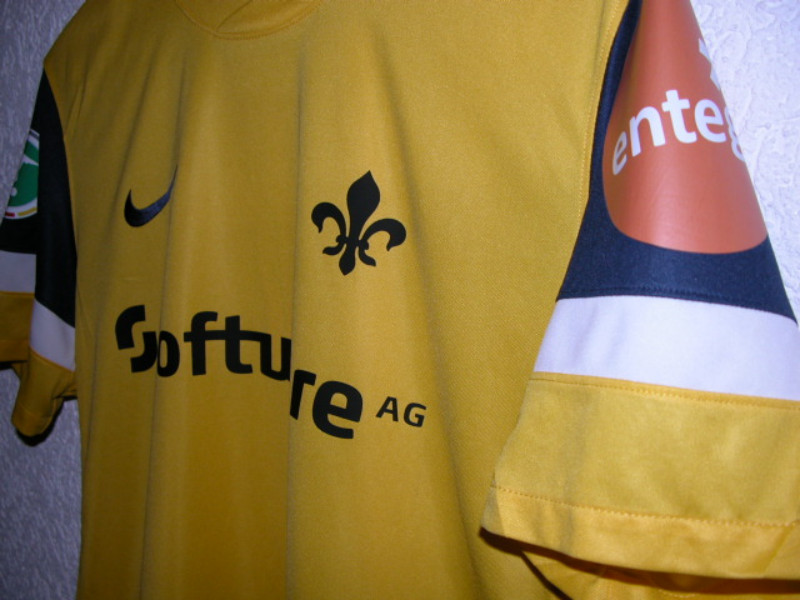 SV Darmstadt 98 2012-13 GK Kit