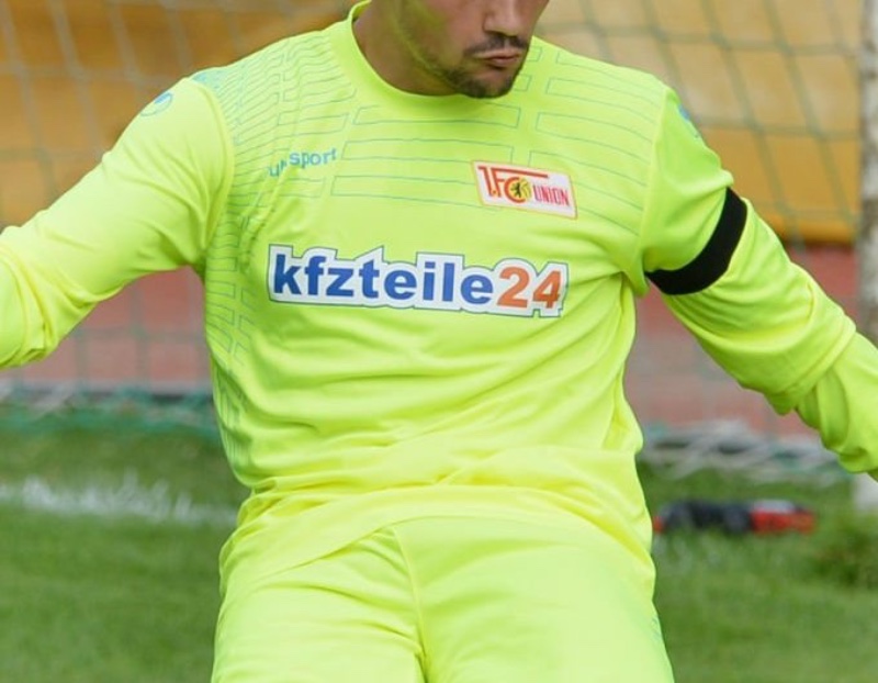 Union Berlin 2014-15 GK 1 Kit