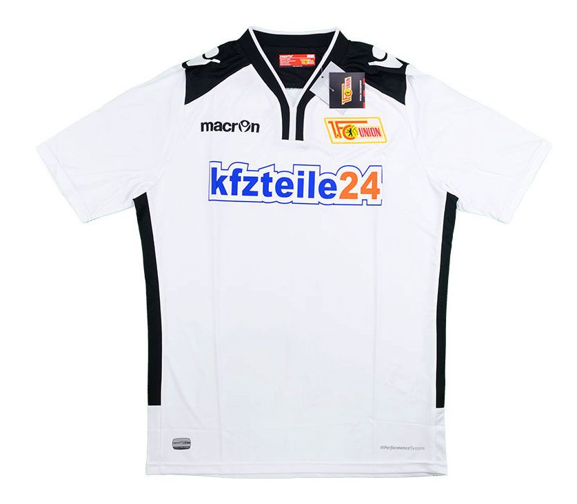 Union Berlin 2015-16 Third Kit