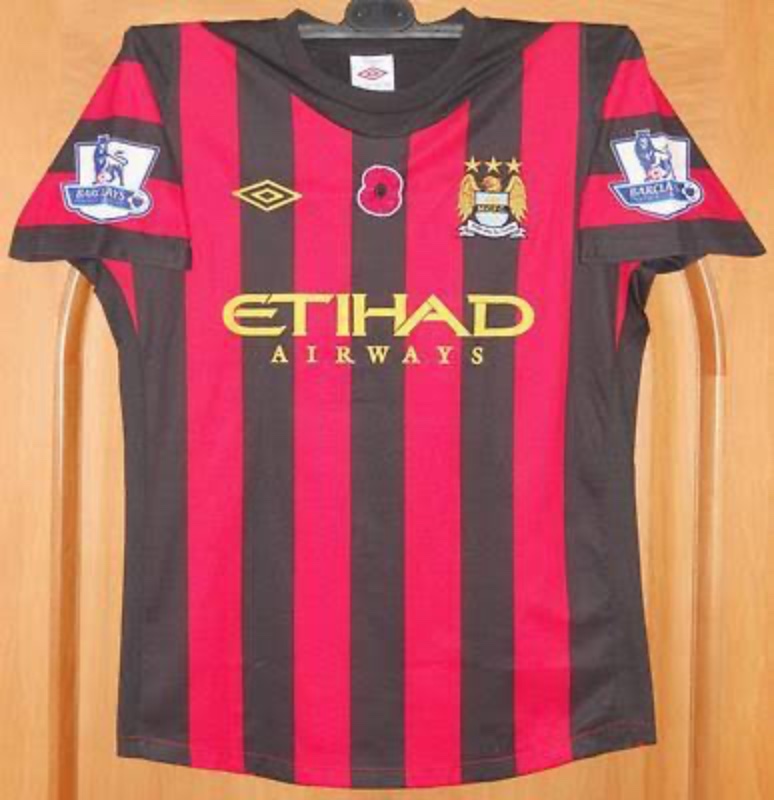 Manchester City 2011-12 Away V2 Kit