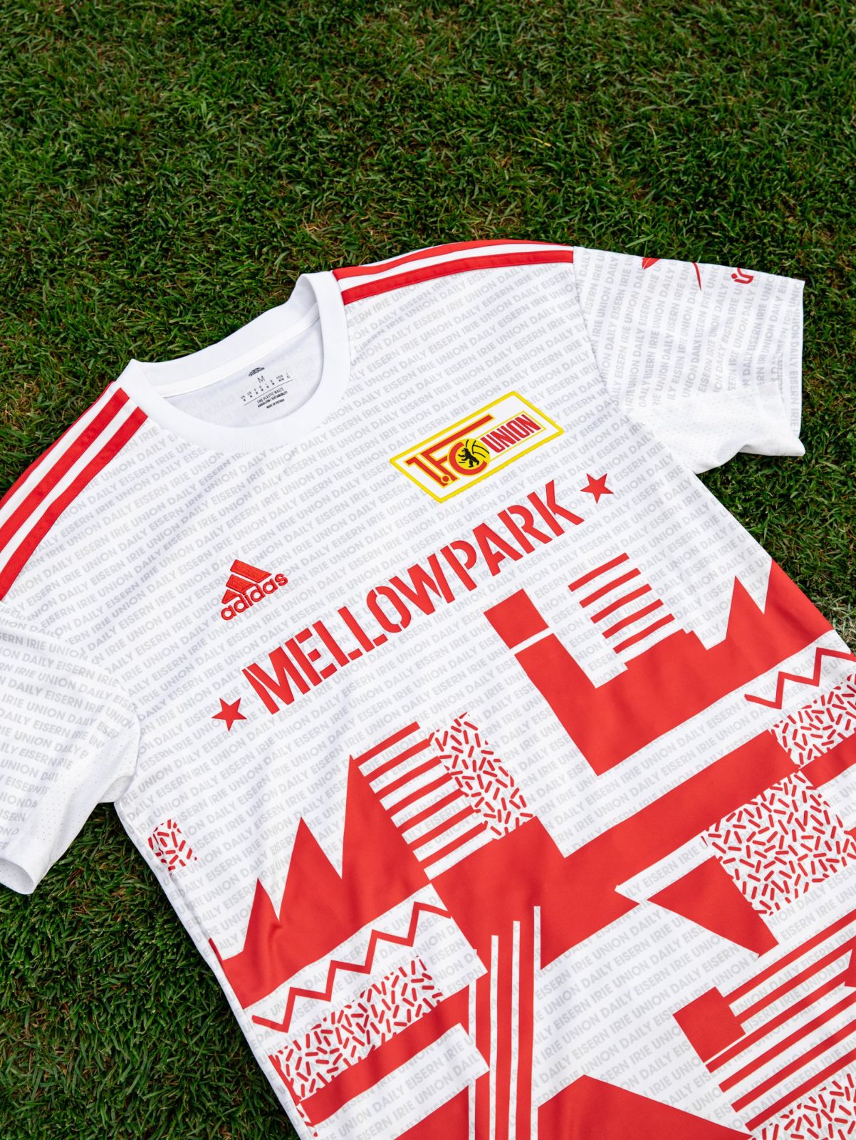 Union Berlin 2022-23 Fourth Kit